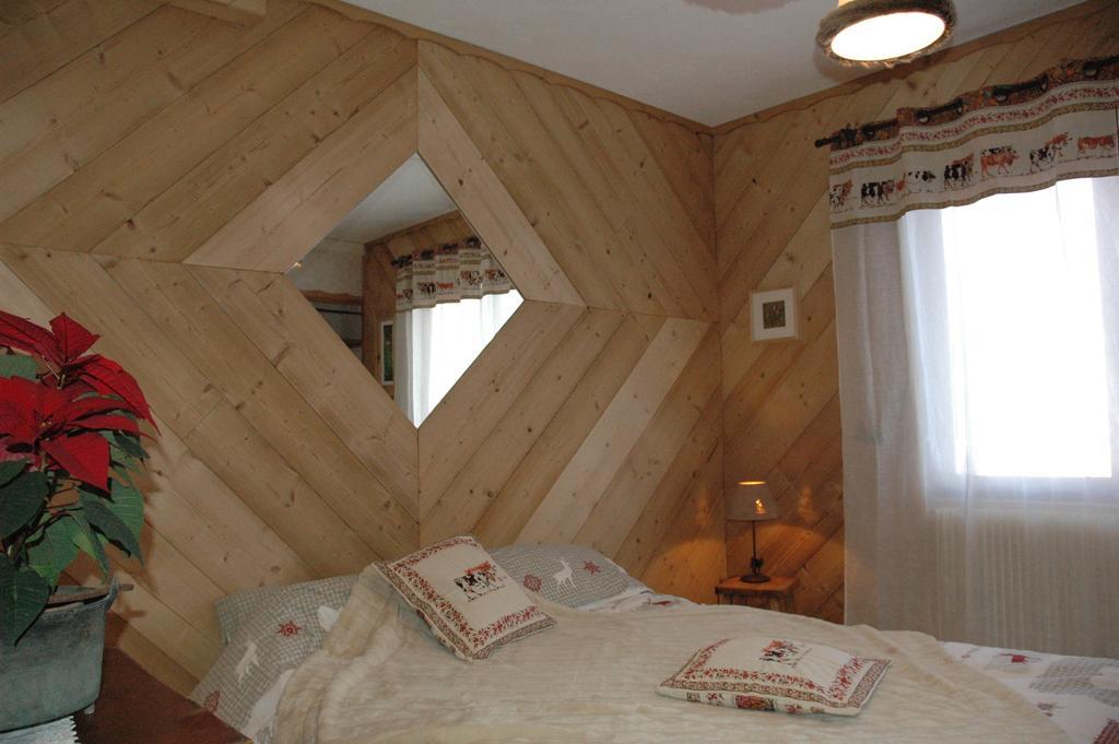B&B Chalet La Providence Ле-Соз Номер фото